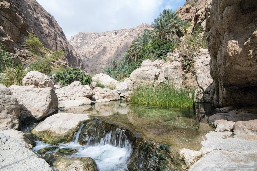 Escursione a Wadi Shab e al Sinkhole di Bimmah | Tour lungo la strada costiera